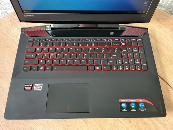 Ноутбук Lenovo Y700/15.6 IPS/FHD/AMD A10-8700P/8Gb/SSD240Gb/Radeon R6 | Зображення 1