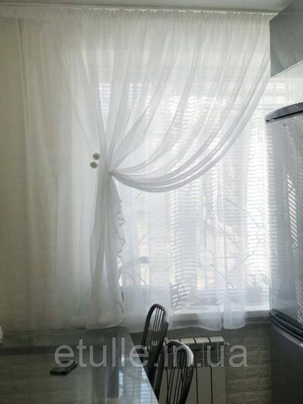 Готова коротка пошита тюль фіранка аркою для кухні, веранди, вітальні, коридору або спальні комплект | Зображення 3
