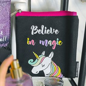 Косметичка квадратна Basic Believe in magic 16x16 см (KB_19N008_ROZ)