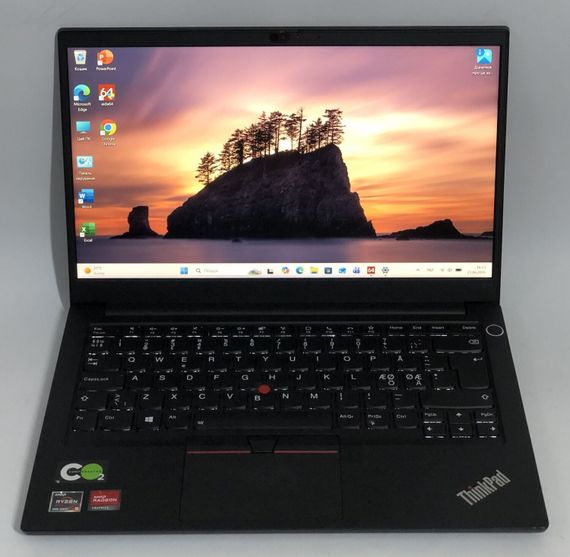 Ультрабук Б-клас Lenovo ThinkPad E14 Gen 3 / 14" (1920x1080) IPS / AMD Ryzen 5 5500U (6 (12) ядер по 2.1 - 4.0 GHz) / 8 GB DDR4 / 256 GB SSD NVMe / AMD Radeon RX Vega 7 Graphics / WebCa б/в + Подарунок Флеш-накопичувач Kingston DataTraveler Exodia S 64GB | Зображення 1