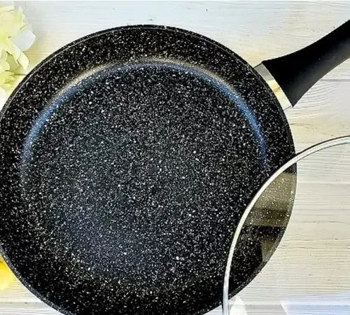 Сковорода UNIQUE UN-5166 28см із кришкою | Зображення 2