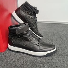 Практические мужские ботинки с мехом 43 размер