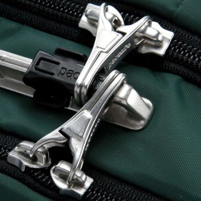 Рюкзак туристический Pacsafe Vibe 20L backpack зелений (60291502) | Зображення 4