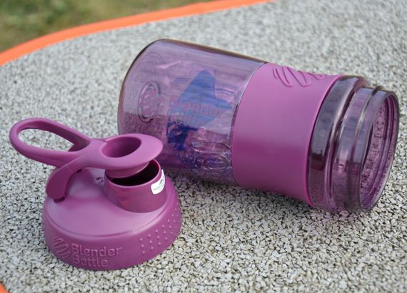 Спортивний шейкер (пляшка) BlenderBottle SportMixer Flip 20oz/590ml Plum | Зображення 8
