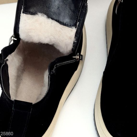 Лаконічні чорні замшеві зимові черевики на дві блискавки | Зображення 1