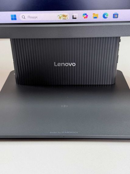 Моноблок Lenovo IdeaCentre 3 24ARR9/24" (1920x1080) IPS/AMD Ryzen 5 7535HS (6(12) ядер по 3.3 - 4.5 GHz) /  16 GB DDR5 / 512 GB SSD / AMD Radeon 660M Graphics / WebCam / 2x 3W / Клавіатура та мишка | Зображення 4