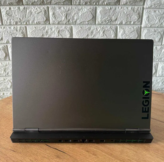 Ноутбук Lenovo Legion Y740 15.6" FHD IPS 144Hz i7 9750H 16Gb SSD 1Tb RTX 2060 Б/В | Зображення 4