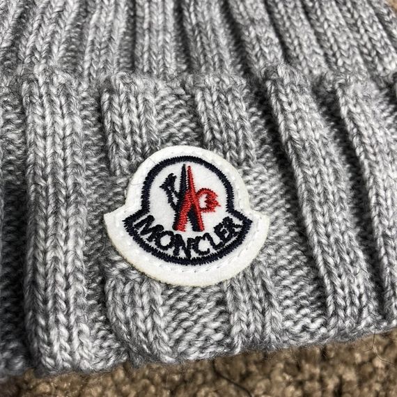 Шапка Moncler Winter Hat Knitted Pompon Gray | Зображення 5