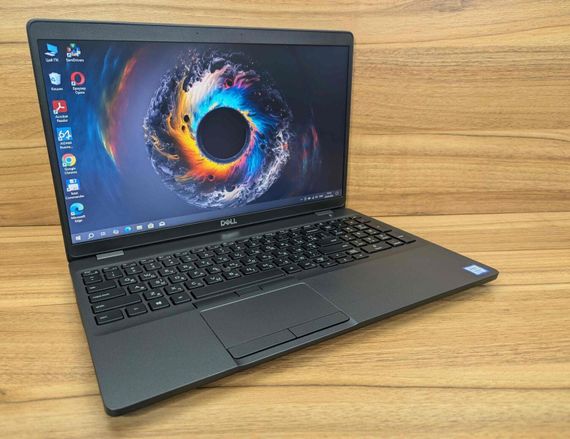 Ультрабук Dell Latitude 5500 / 15.6" (1366x768) TN / Intel Core i7-8665U (4 (8) ядра по 1.9 - 4.8 GHz) / 8 GB DDR4 / 256 GB SSD / Intel UHD Graphics / WebCam / Windows 10 б/у + Подарок Беспроводная мышь / USB | Зображення 3