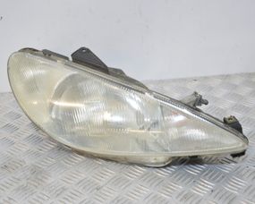 Фара права Peugeot 206 1998-2003 дорестайл Фара передня права Пежо 206 9640559480