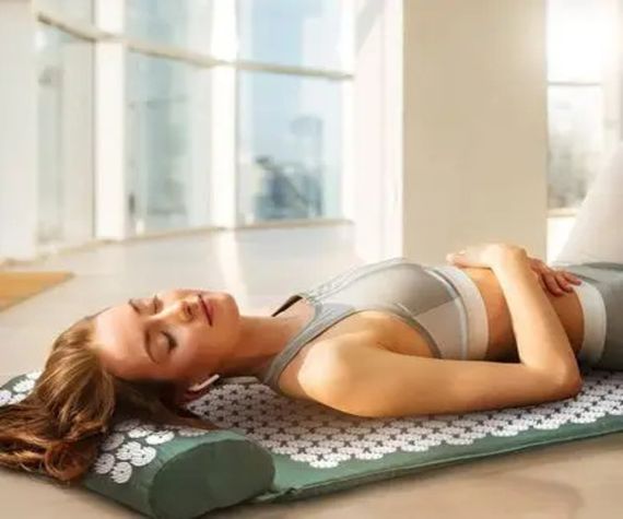 Килимок масажно-акупунктурний Acupressure mat з подушкою Acupressure Mat or Bed of Nails Зелений (385) | Зображення 9