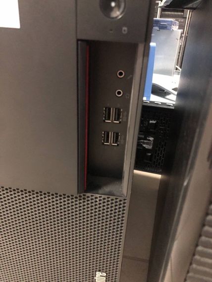 Комп'ютер Lenovo ThinkCentre M910T Tower / Intel Core i7-6700 (4 (8) ядра по 3.4 - 4.0 GHz) / 8 GB DDR4 / 240 GB SSD NEW / Intel HD Graphics 530 / 250W б/в | Зображення 5