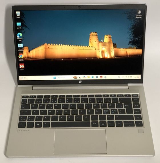 Ультрабук Б-класс HP ProBook 440 G9 / 14" (1920x1080) IPS / Intel Core i3-1215U (6 (8) ядер по 1.2 - 4.4 GHz) / 8 GB DDR4 / 256 GB SSD NVMe / Intel UHD Graphics / WebCam / Win 11 Pro б/у | Зображення 1