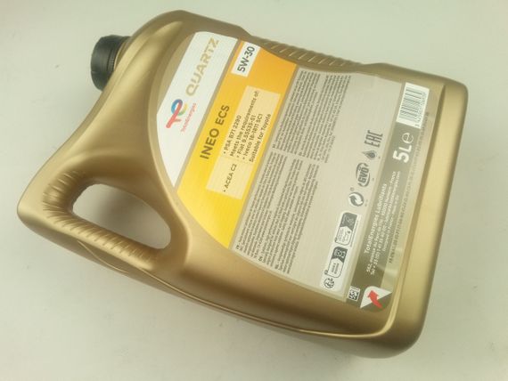 Олива моторна 5W-30 синтетична TOTAL Quartz INEO ECS 5 л. (151261) | Зображення 4