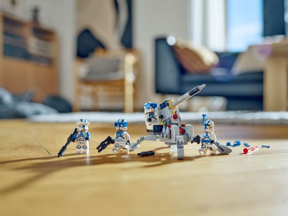 Конструктор LEGO Star Wars TM Бойовий загін бійців-клонів 501-го легіону (75345) | Зображення 1