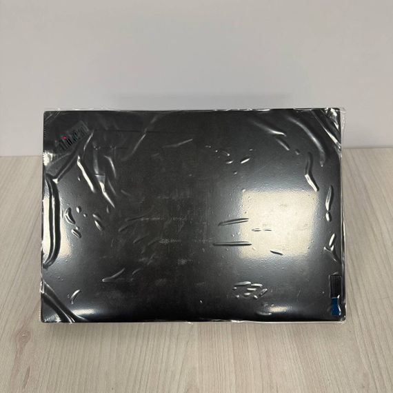 Ігровий ультрабук Lenovo ThinkPad P1 Gen 6 / 16" (2560x1600) IPS / Intel Core i7-13800H (14 (20) ядер по 2.5 - 5.2 GHz) / 32 GB DDR5 / 2000 GB SSD NVMe / nVidia GeForce RTX 4080, 12 GB GDDR6, 192-bit / WebCam б/в | Зображення 2