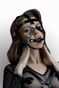 Маска збруя з кляпом Feral Feelings Head Harness, Чорний