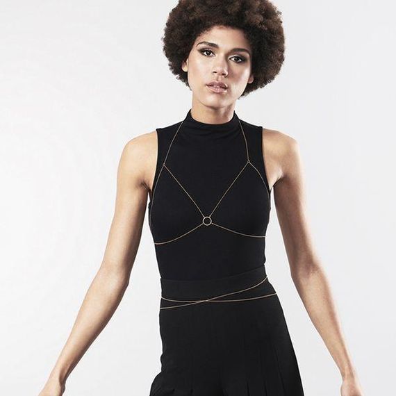 Ланцюжок портупея Bijoux Indiscrets Magnifique Bra Chain - Gold, прикраса на тіло | Зображення 5