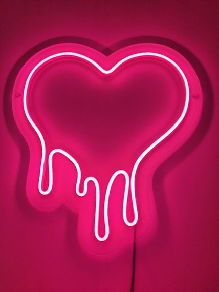 Неоновий світильник Серце що тане 230х260 acr-n000045 | Зображення 1