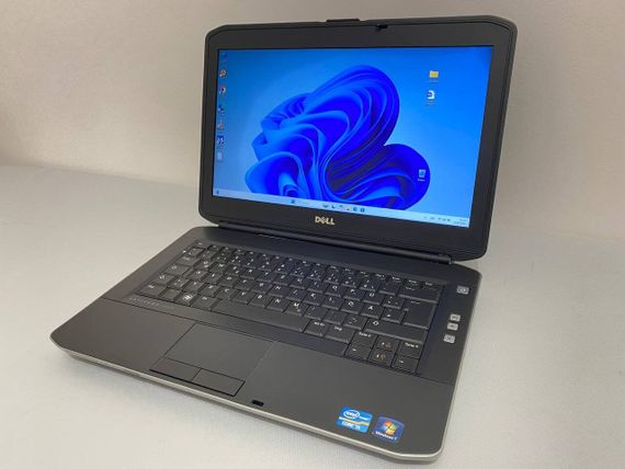 Ноутбук Dell Latitude E5430 / 14" (1600x900) TN / Intel Core i5-3210M (2 (4) ядра по 2.5 - 3.1 GHz) / 8 GB DDR3 / 320 GB HDD / Intel HD Graphics 4000 / DVD-RW б/в | Зображення 1