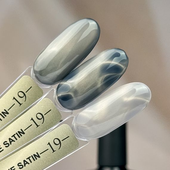 Гель-лак сатиновая кошка Crooz №19 Satin Cat (молочно-серый) 8мл | Зображення 3