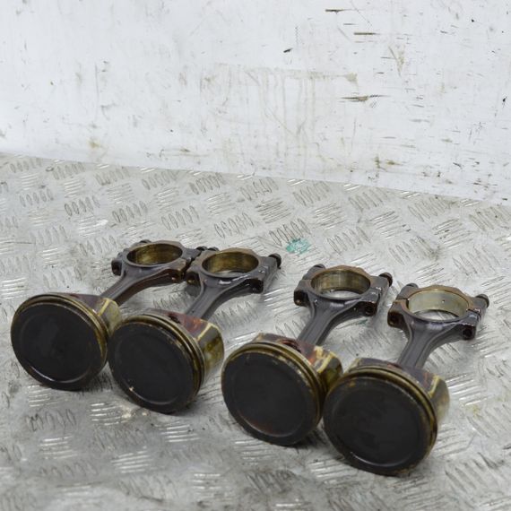 Шатун 1.4 Volkswagen Golf IV Caddy Polo 1997-2005 Шатун Фольксваген Гольф 4 Кадді Поло 032F | Зображення 1