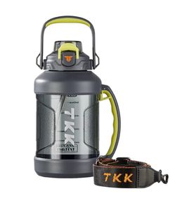 Бутылка для воды 2000 мл из безопасного тритана. Серый