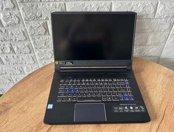 Ноутбук  Acer Triton 500 15,6" 144Hz i7 8750H 16Gb SSD 512Gb RTX 2080 MaxQ Б/У | Зображення 5