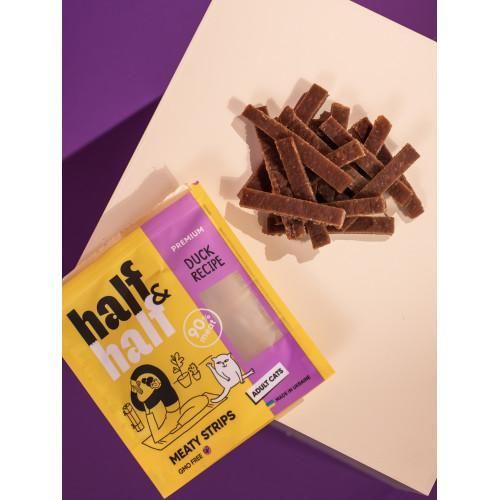 Лакомства для кошек Half&Half в форме мясных полосочек с уткой, 50 г | Зображення 1