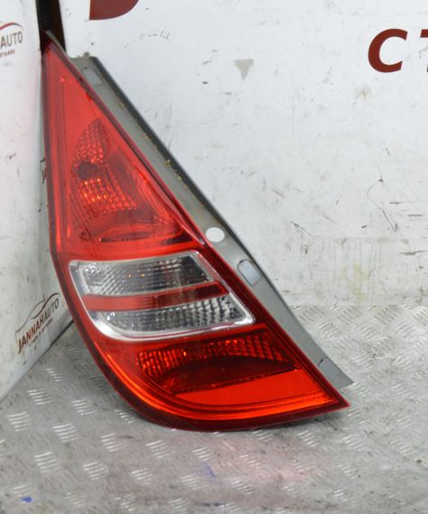Ліхтар задній лівий Hyundai i30 2007-2011 Фара стоп задня ліва Хюндай ай30 924012L0
