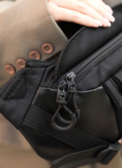 Большая женская поясная сумка бананка Sambag DynamicDart черная 38×21×7 см (80411701) | Зображення 4