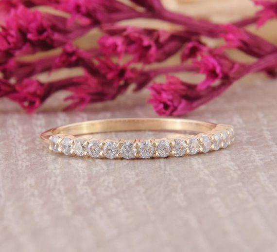 Кольцо из желтого золота с фианитами 20