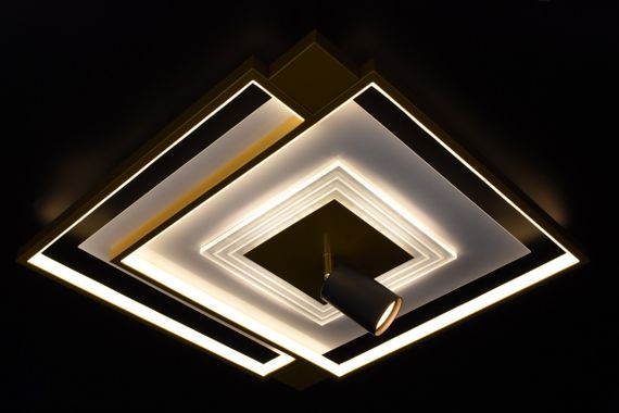 Люстра світлодіодна стельова LED світильник для квартири на стелю лед з пультом 26852 Золото 15х50х50 см. | Зображення 2