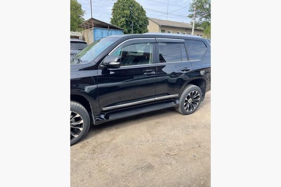 Боковые пороги (2 шт., алюминий) Белый (черная подножка) для Lexus GX460 2009-2023 гг | Зображення 7