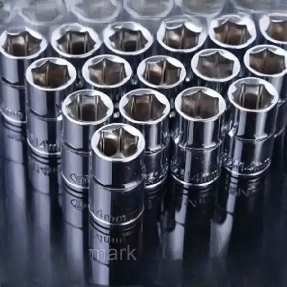 Автомобільний набір інструментів 151 предмет, у кейсі XPRO ET-6072 (234578196_2917)