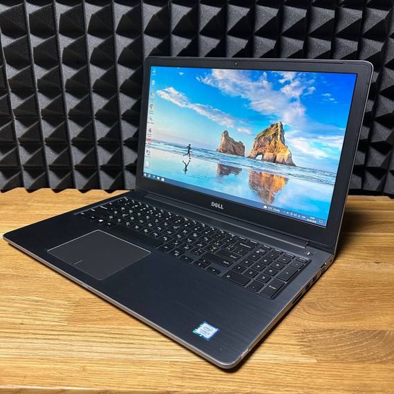 Ноутбук Б-класс Dell Vostro 5568 / 15.6" (1920x1080) IPS / Intel Core i5-7200U (2 (4) ядра по 2.5 - 3.1 GHz) / 8 GB DDR4 / 256 GB SSD / Intel HD Graphics 620 / WebCam б/у | Зображення 3