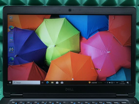 Ноутбук Б-клас Dell Latitude 5490 / 14" (1920x1080) IPS / Intel Core i5-8250U (4 (8) ядра по 1.6-3.4 GHz) / 8 GB DDR4 / 256 GB SSD M.2 / UHD Graphics 620 / WebCam / USB 3.1 / HDMI / Win 10 б/в | Зображення 2