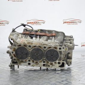 Головка блоку циліндрів ГБЦ права Citroen C5 C6 2.7 HDI (Сітроен С5 С6) 4R8Q-6090-AG