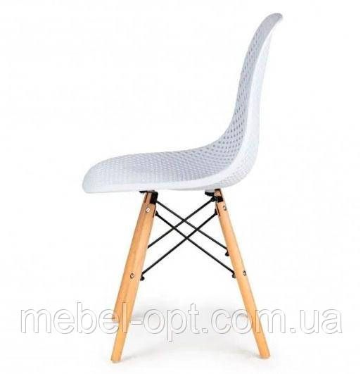 Стілець Сота білий перфорований пластик на дерев'яних ніжках, дизайн Charles Eames DSW | Зображення 2