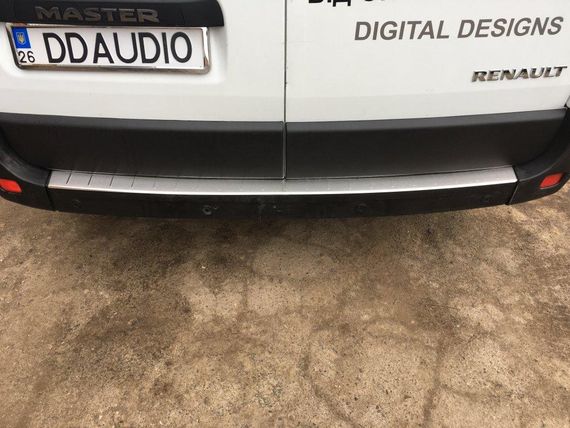 Накладка на задний бампер (нерж) для Nissan NV400 2010↗ гг. | Зображення 3