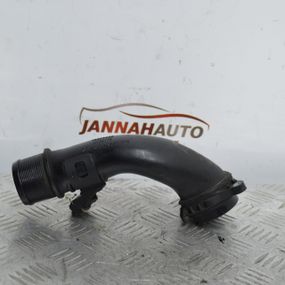 Патрубок інтеркулера 1.9 CDTI Opel Astra H Zafira B Опель Астра Зафіра 13223433
