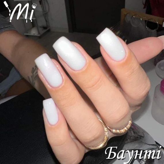 Біла база для нігтів Mi Баунті 8мл | Зображення 3