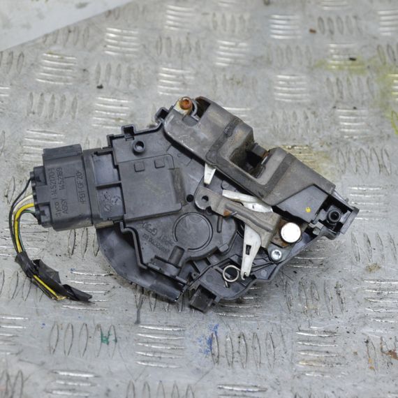 Замок передніх лівих дверей Ford Focus II C-Max 2003-2012 Замок дверей передній лівий Форд Фокус 3M5AR21813ET | Зображення 2