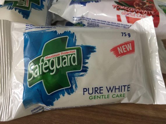 СУХЕ Антибактеріальне мило 🧼 Safeguard Pure White Gentle Care 75 г Ніжне мило з максимальною антибактеріально