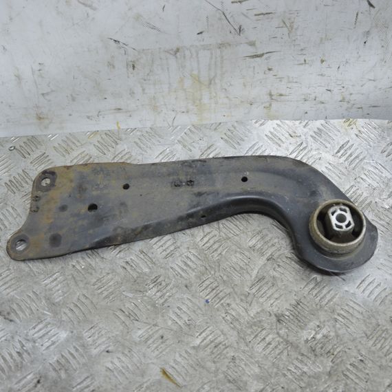 Важіль задньої підвіски лівий Audi A1 A3 Q2 Q3 TT 2003-2024 Важіль підвіски задній поздовжній Ауді 5Q0505225C