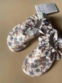 Дитячі аквашузи для дівчинки коралки Ягода 30 розмір