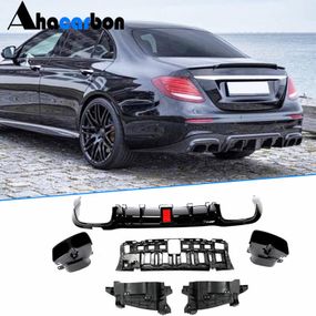 Дифузор заднього бампера з насадками V1 (для AMG/AMG-Line 2016-2019, Карбон) для Mercedes E-сlass W213 рр