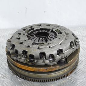 Комплект зчеплення BMW 1-Series F20 F21 3-Series F30 F35 маховик БМВ ф20 ф21 ф30 ф35 21217621180 7621180