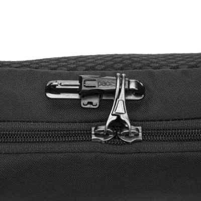 Сумка Pacsafe Metrosafe X Urban Sling Чорна (30615100) | Зображення 4