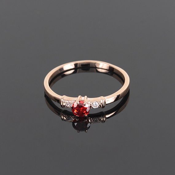 Кольцо из красного золота с грантом 16